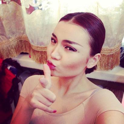 Жүжигчин Золоо: Охиноо тэврээд унтах шиг сайхан юм алга